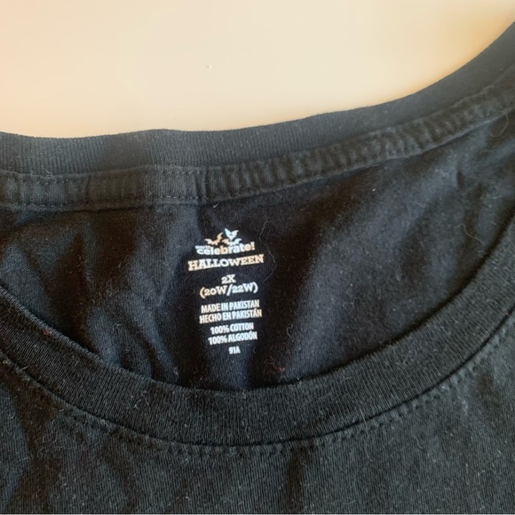 Celebrate Halloween Black T-Shirt 2X - Picture 2 of 4